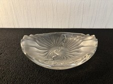 Coupe vide poche motif de feuille stylisée cristal Lalique France