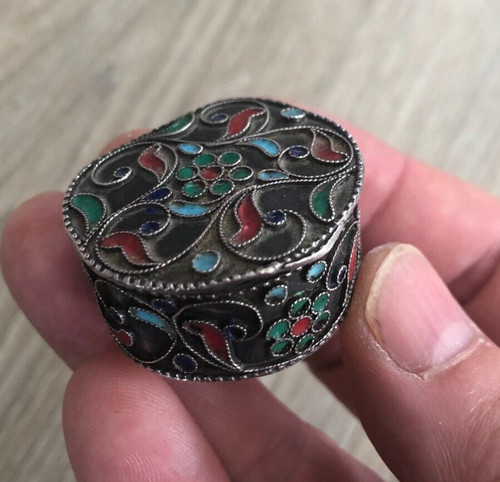 Jolie petite boite pilules - petite,