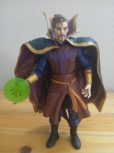 Figurine strange supreme - figurine,