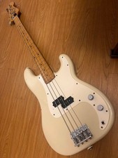 Fender Japan Precision Bass