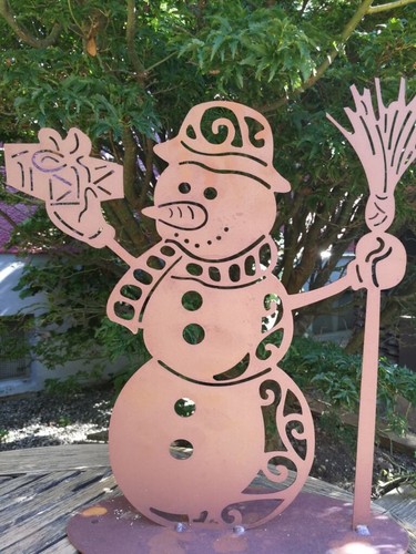 Bonhomme neige rouille - de,