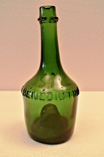 Antique benedictine vert verre - vert,