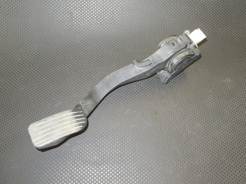 Peugeot 1007 throttle - peugeot,