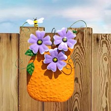 Vase à fleurs en métal