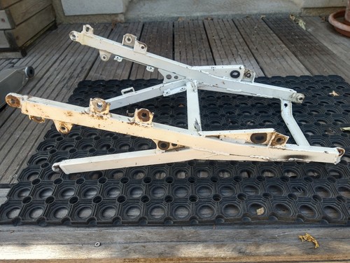 Boucle chassis cadre arrière