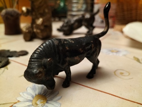 Magnifique taureau bronze - magnifique,