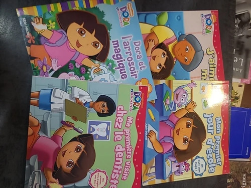 Lot dora l - de, l'exploratrice