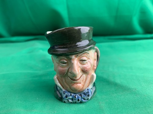 Toby jug royal doulton - toby, mini