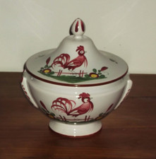 ANCIENNE SOUPIÈRE EN FAÏENCE