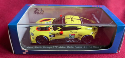 Spark aston martin - (minimax),