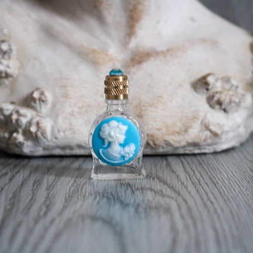 Miniature de parfum - miniature,