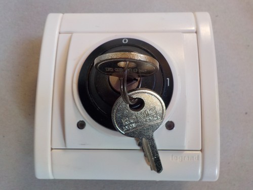Legrand sagane opalis kozi - sagane,