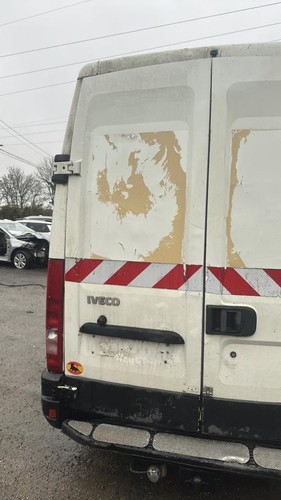 Porte coffre gauche iveco - porte,