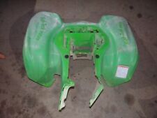 carenage arriere ou plastique arriere  quad Kawasaki 400 kfx ou Suzuki 400 ltz