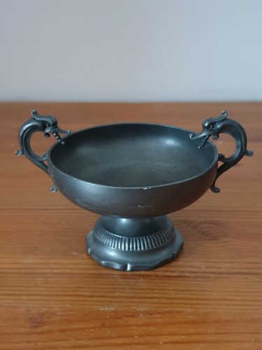 Coupe ancienne étain art - en,