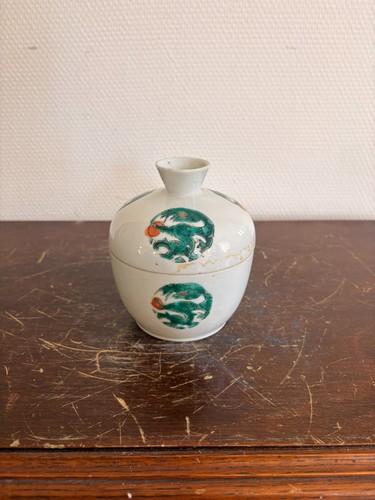 Boîte couverte porcelaine