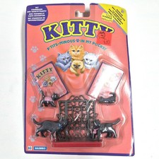 Vintage 1994 Hasbro Kitty dans