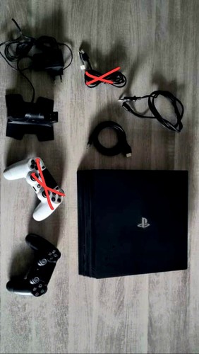 Sony playstation pro 1to - 4,