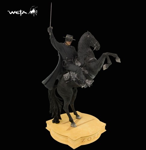 Zorro tornado statue 56cm - &,