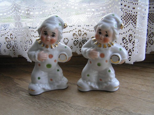 Pair matching clowns - of,