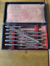 12 Couteaux de table à Entremets Métal Argenté Coquille Rocaille Louis Schooman