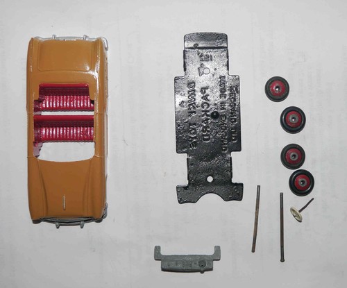 Dinky toys 132 - dinky, n°