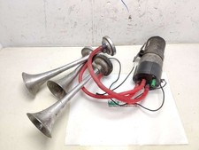 Trompettes Klaxon Pentatonali Vezia Horns Fabriqué en Italie 12V Sachet Fiat Alf