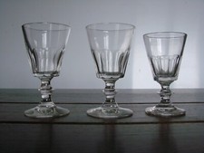 Lot de 3 verres anciens taille