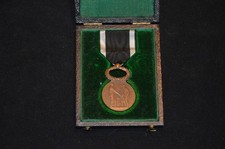 MEDAILLE D'HONNEUR EN BRONZE