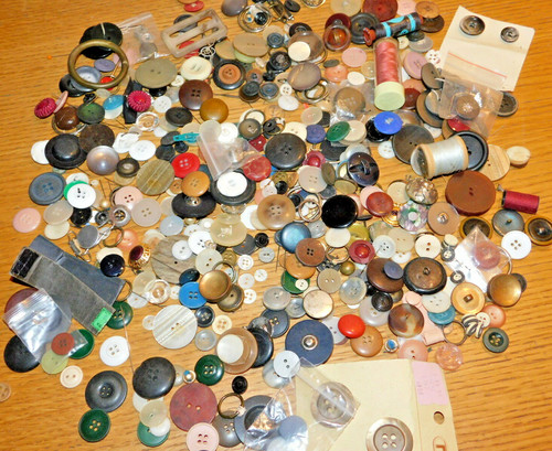 700g lot mercerie ancien - mercerie,