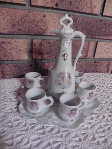 Ancien service liqueur - service, a
