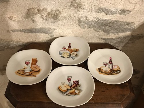 Série assiettes à - de, 4