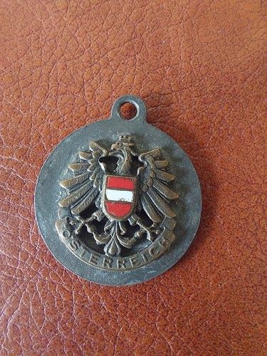 Pendentif insigne blason - pendentif,