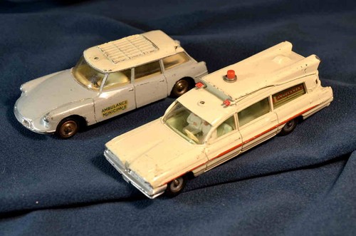 Lot dinky toys 263 superior - toys,