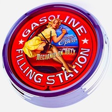 N-0892 " Pin-Up 1 Remplissage Station " Horloge Néon Déco Salon Bureau Atelier