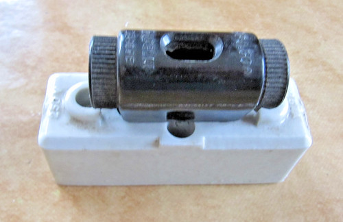 Porte fusible capelin pour - porte,