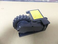 Roue gauche pour aspirateur