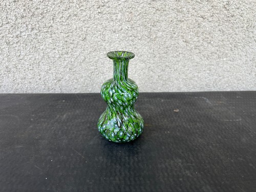 Petit vase ancien - , verre
