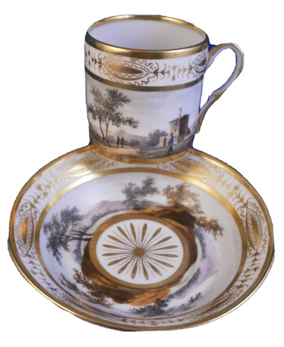 Tasse soucoupe en - tasse, et