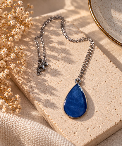 Collier pendentif goutte bleu