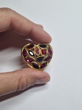 Pin's broche Ysl Coeur Yves