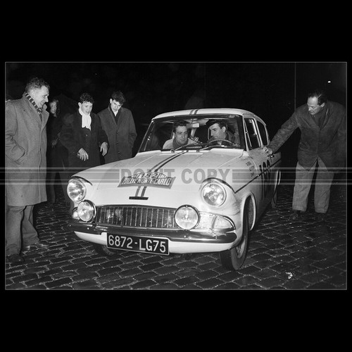 Photo 016707 ford - ford, anglia