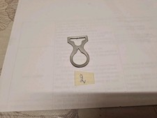 Pièce fer de jugulaire de