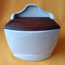 ANCIENNE BOITE A SEL EN