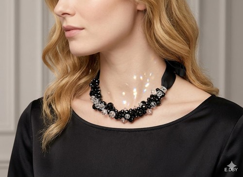 Collier tour cou - tour, perles