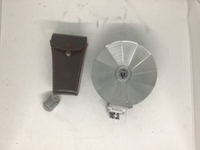 Ancien flash Nikon avec son etui