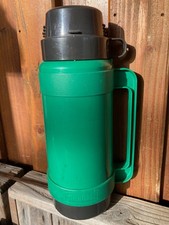Bouteille isotherme marque thermos en plastique vert made in England vintage