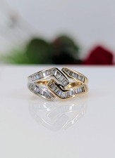 Bague en 2 ors sertie des