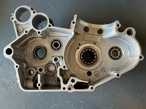 Carter moteur gauche ktm - moteur,