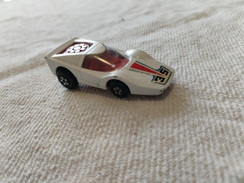 Voiture miniature matchbox - miniature,